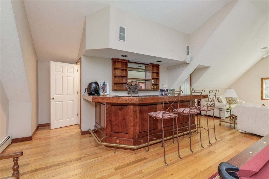 3 Aberdeen Street Windham, NH 03087 - Photo 10 of 42 Gallery Image 10