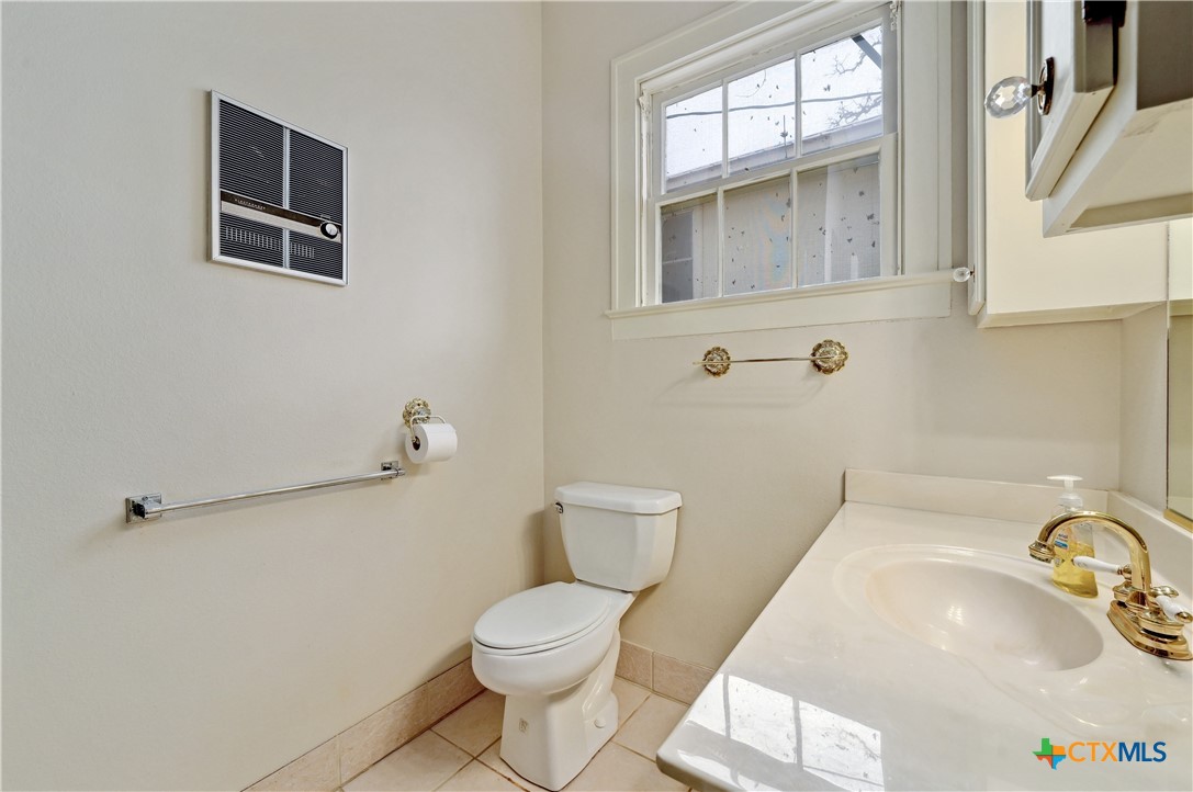 222 Myrtle Avenue Luling, TX 78648 - Photo 16 of 44