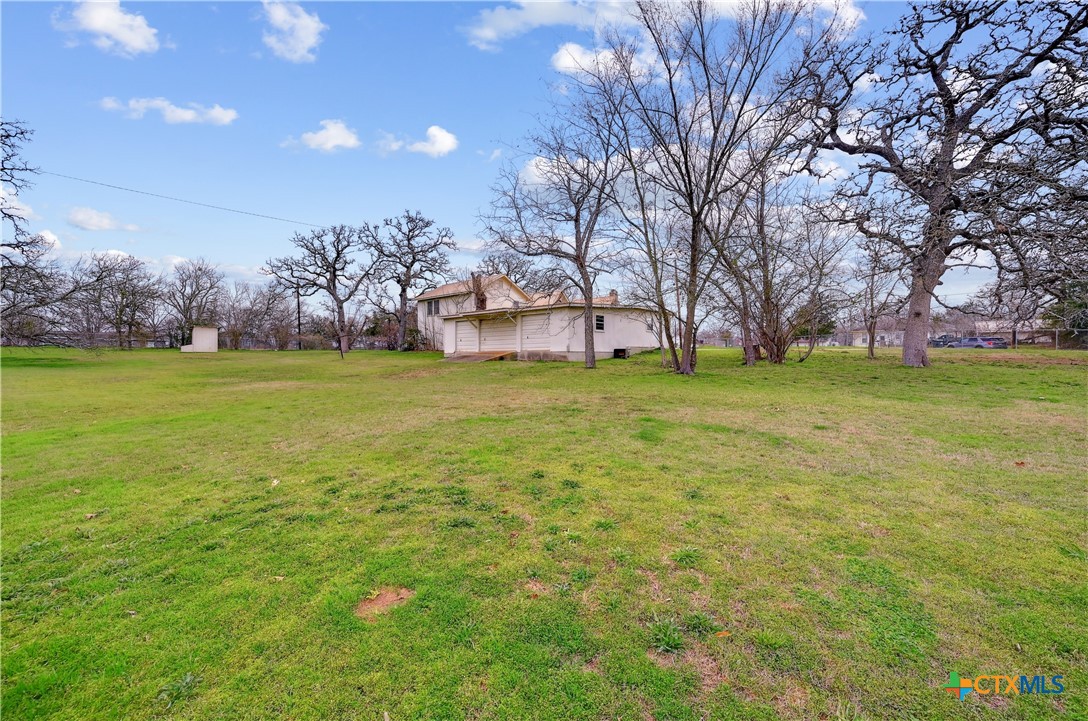 222 Myrtle Avenue Luling, TX 78648 - Photo 27 of 44