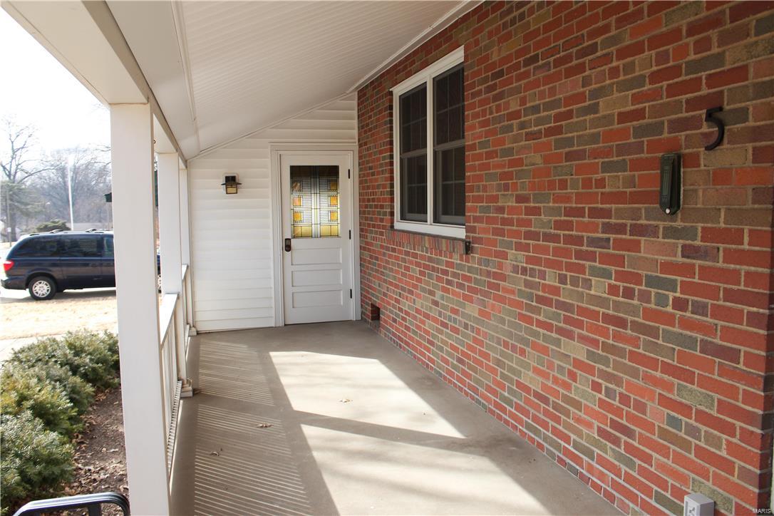 5 Willmore Road St. Louis, MO 63109 - Photo 4 of 97