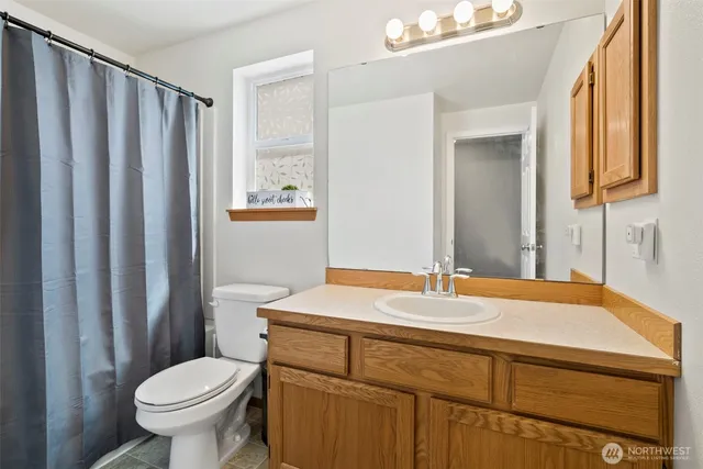 $595,000 | 421 Green Acres Place, Algona, WA 98047