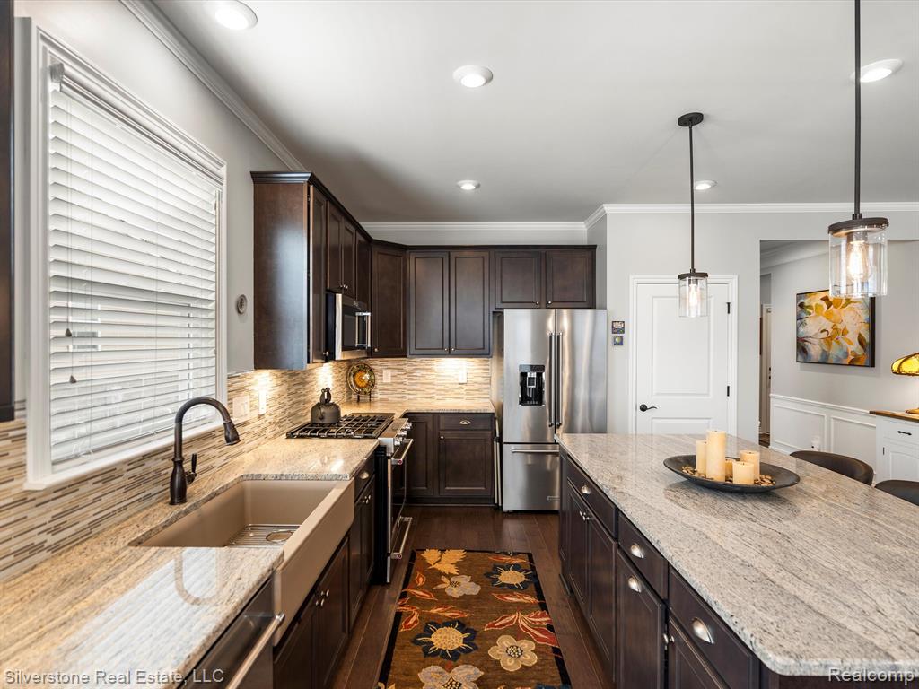 4731 Bingham Road Dearborn, MI 48126 - Photo 9 of 38 Gallery Image 9