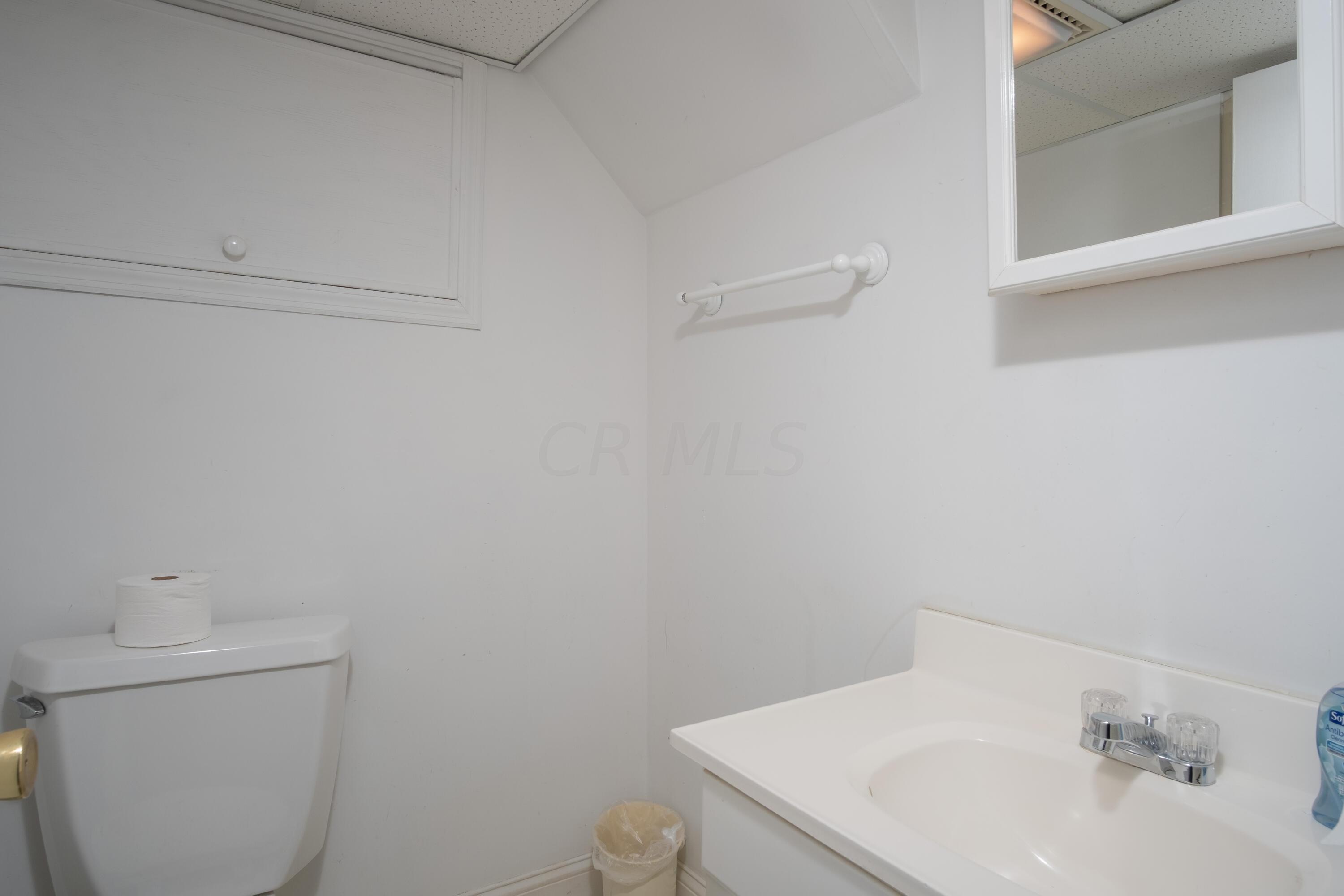 1885 Coventry Road Columbus, OH 43212 - Photo 33 of 33 DSCF7563-Edit
