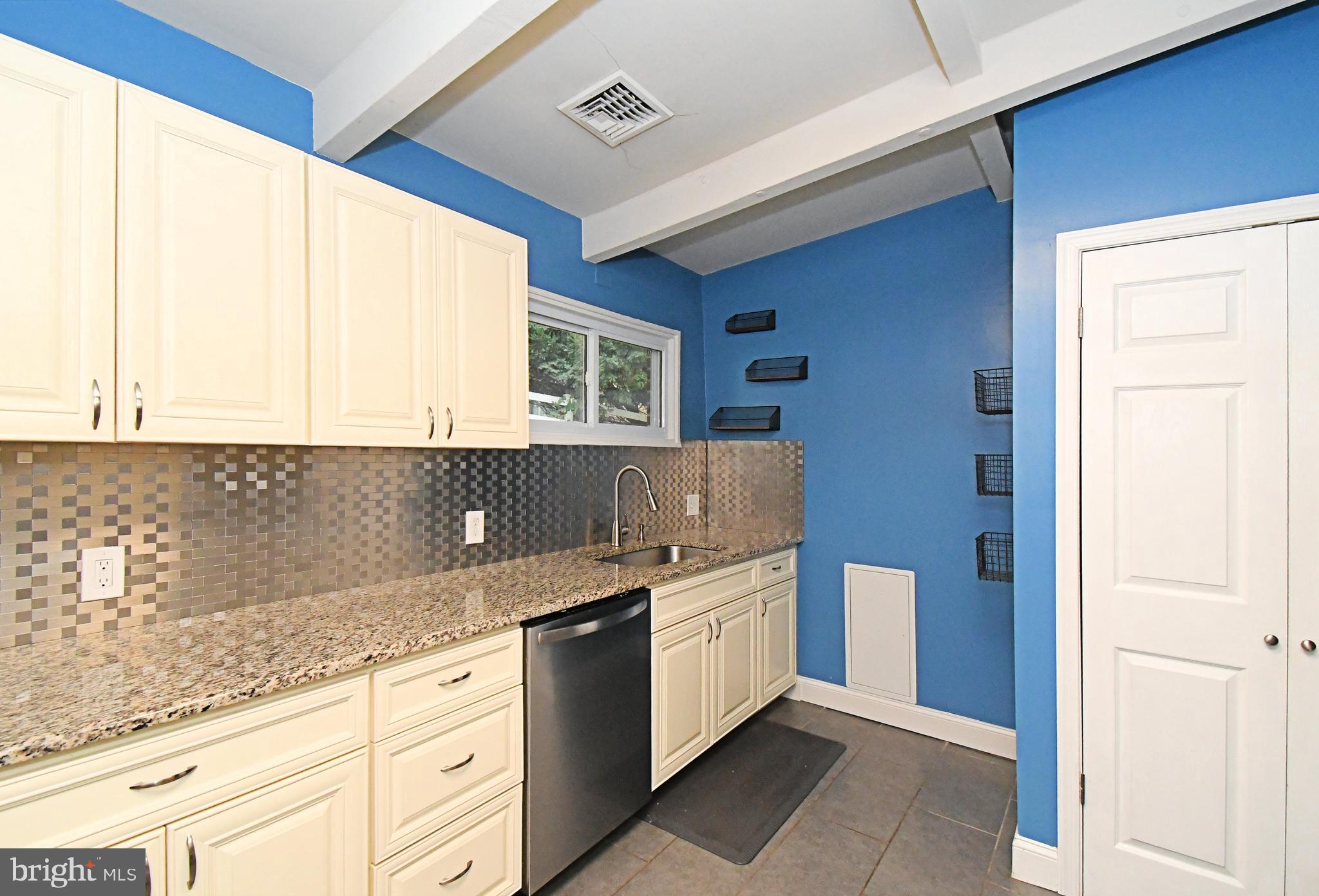 897 Croton Road Wayne, PA 19087 - Photo 11 of 37