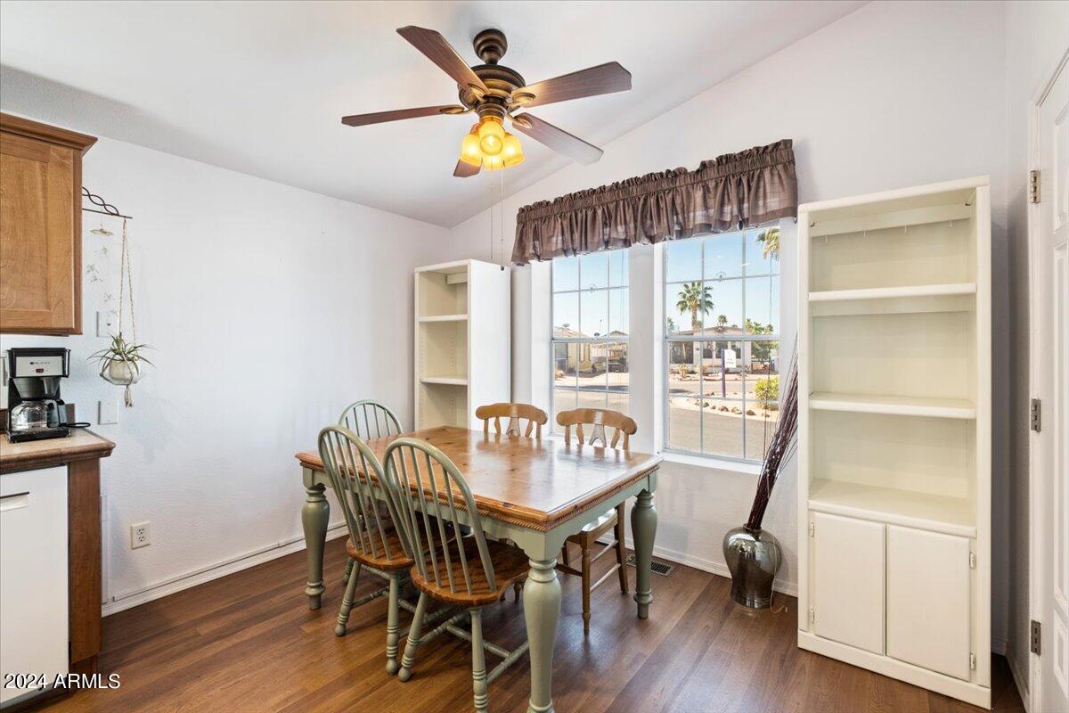 8865 East Baseline Road, Unit 510 Mesa, AZ 85209 - Photo 12 of 28 Dining Area