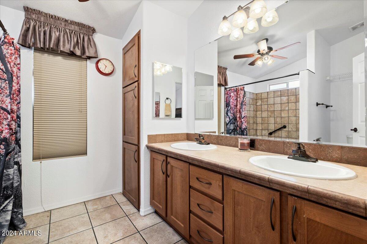 8865 East Baseline Road, Unit 510 Mesa, AZ 85209 - Photo 15 of 28 Primary Bathroom