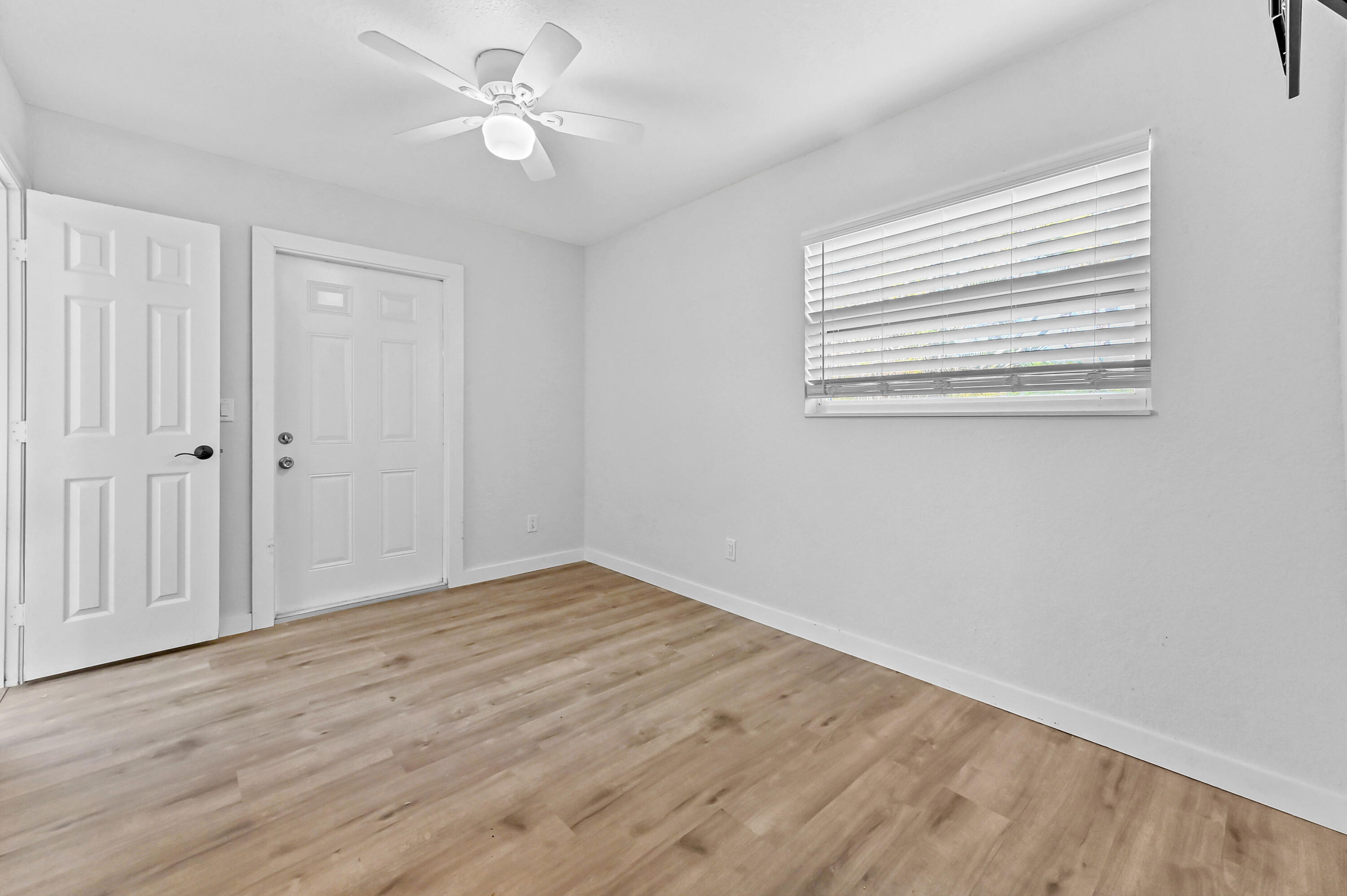 6491 Mackinac Road Lake Worth, FL 33462 - Photo 11 of 24 23 Bedroom 01