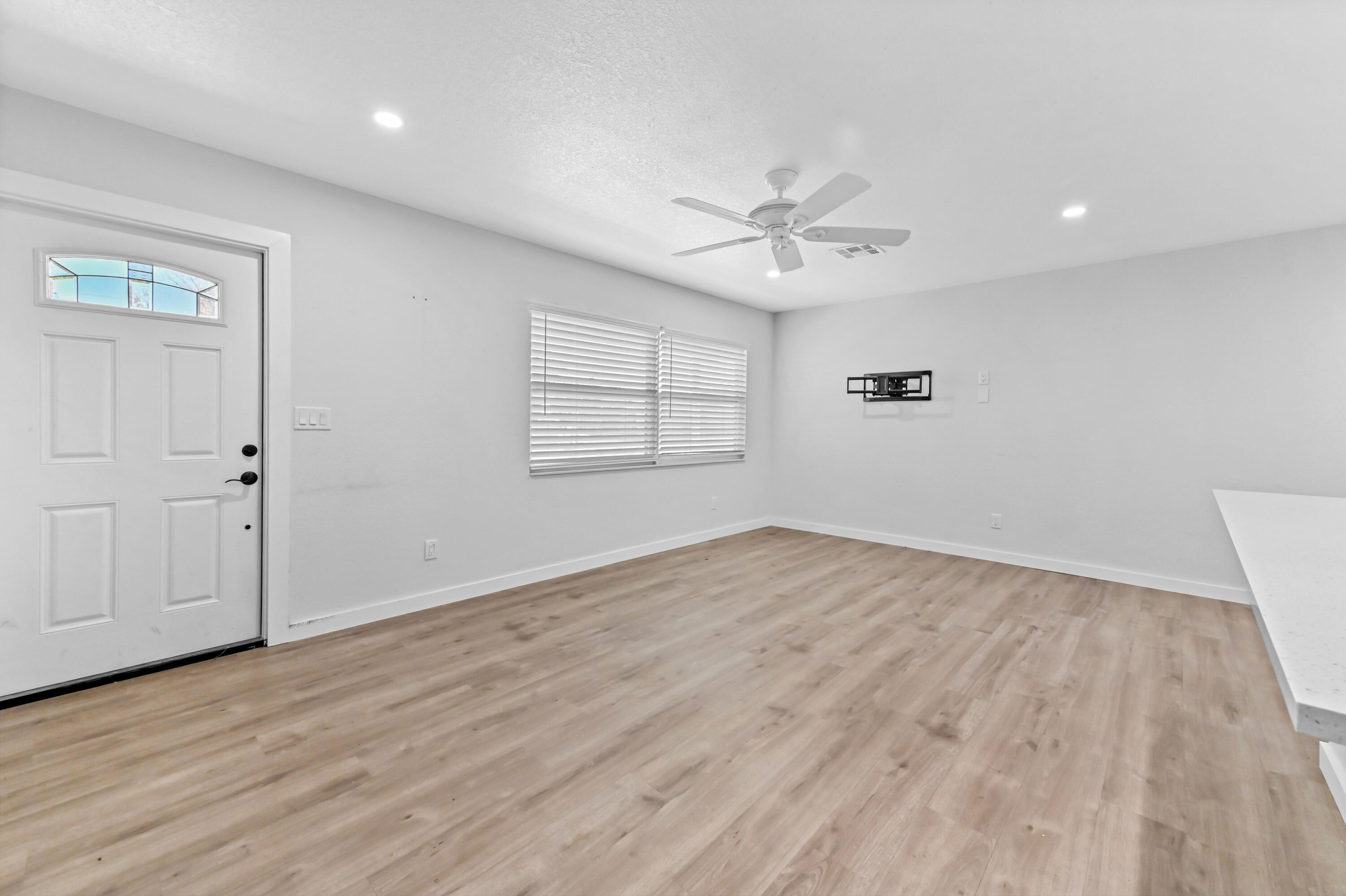 6491 Mackinac Road Lake Worth, FL 33462 - Photo 10 of 24 07 Living Room 03