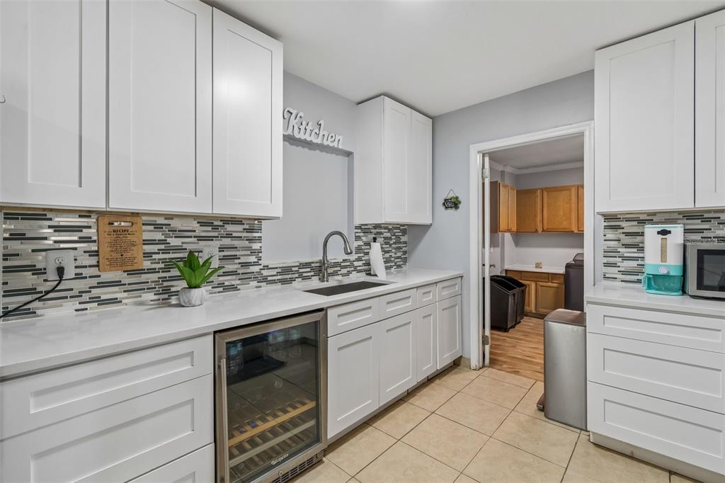 7705 Jackson Springs Road Tampa, FL 33615 - Photo 11 of 39