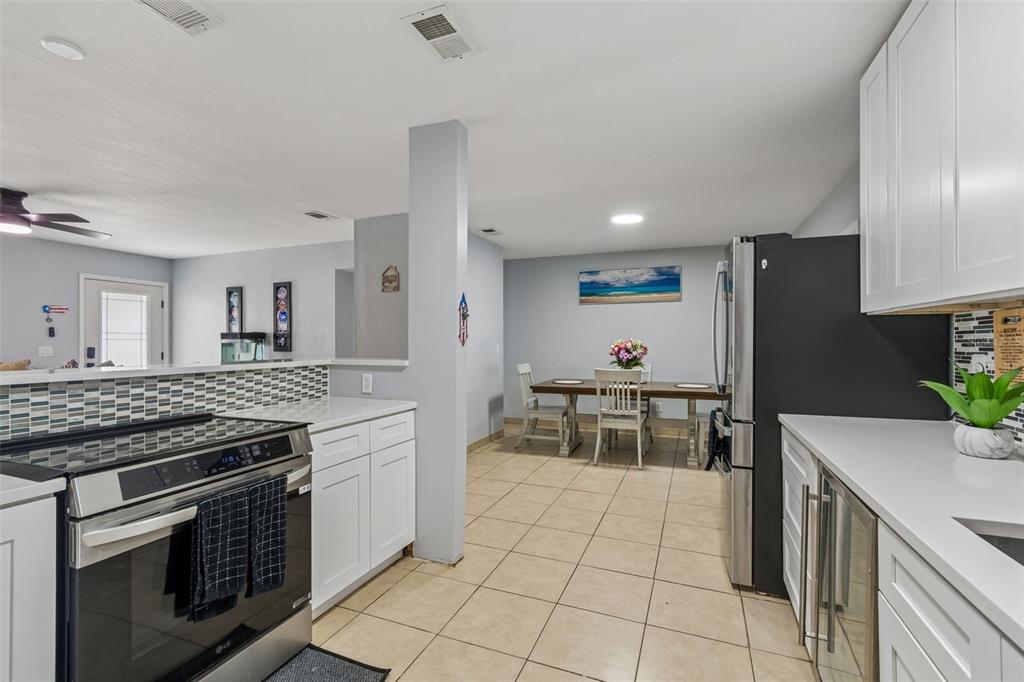 7705 Jackson Springs Road Tampa, FL 33615 - Photo 13 of 39