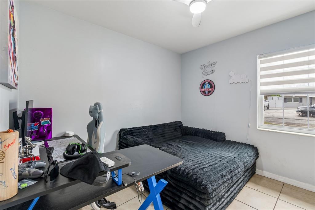 7705 Jackson Springs Road Tampa, FL 33615 - Photo 19 of 39