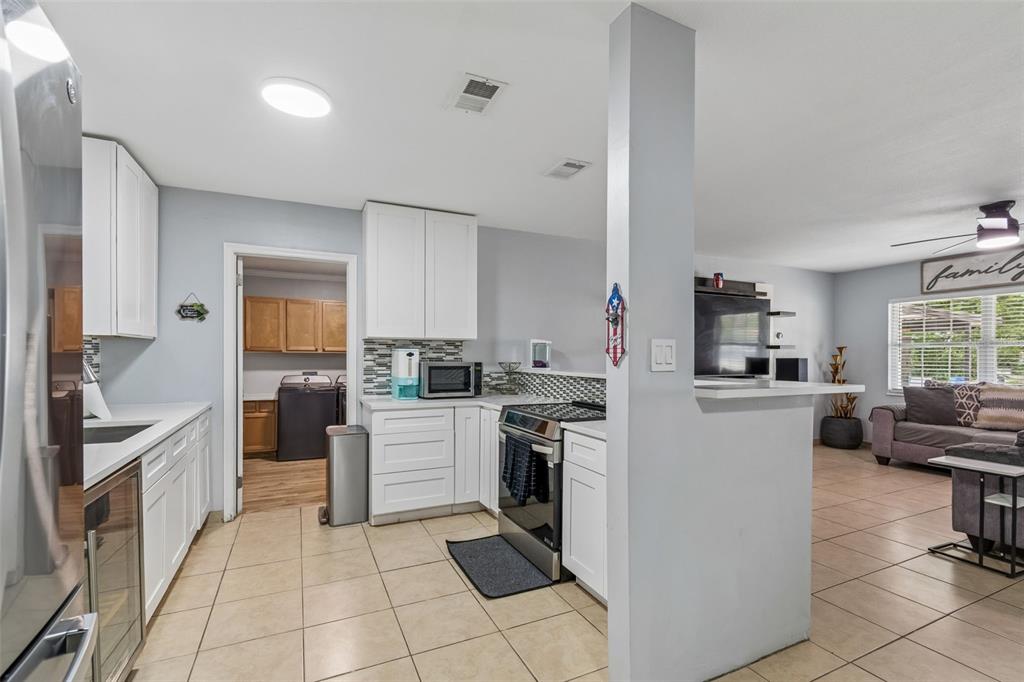 7705 Jackson Springs Road Tampa, FL 33615 - Photo 9 of 39