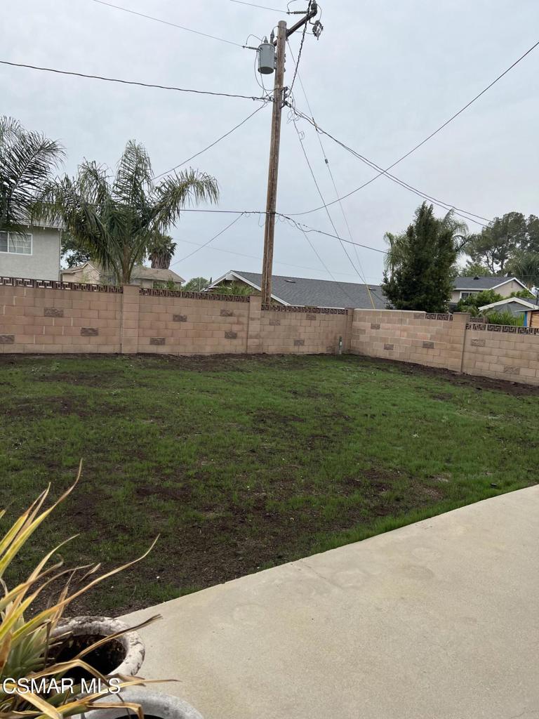 2031 Socrates Avenue Simi Valley, CA 93065 - Photo 13 of 18