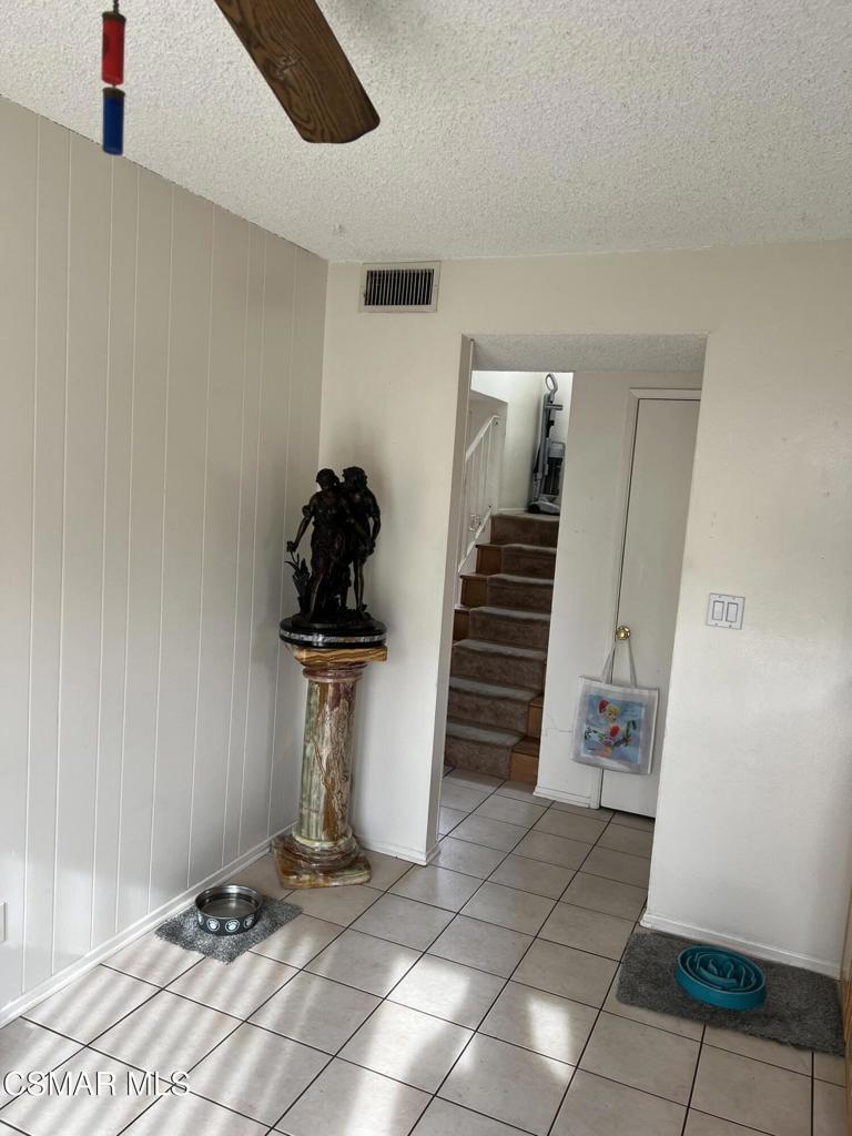 2031 Socrates Avenue Simi Valley, CA 93065 - Photo 4 of 18