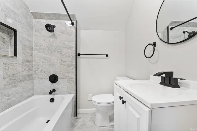 $230,000 | 309 South Ohio Street, Remington, IN 47977