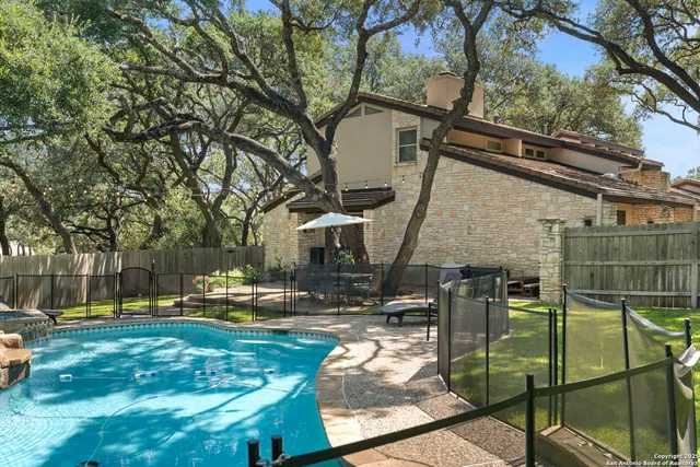 $899,000 | 8707 Paisano Pass, San Antonio, TX 78255