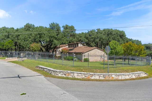 $899,000 | 8707 Paisano Pass, San Antonio, TX 78255
