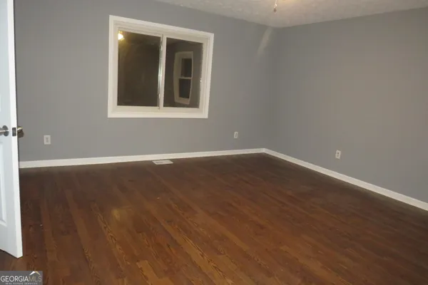 $2,300 | 1105 Hampton Road, Hampton, GA 30228