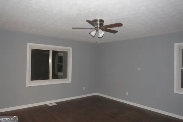 $2,300 | 1105 Hampton Road, Hampton, GA 30228