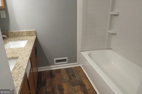 $2,300 | 1105 Hampton Road, Hampton, GA 30228