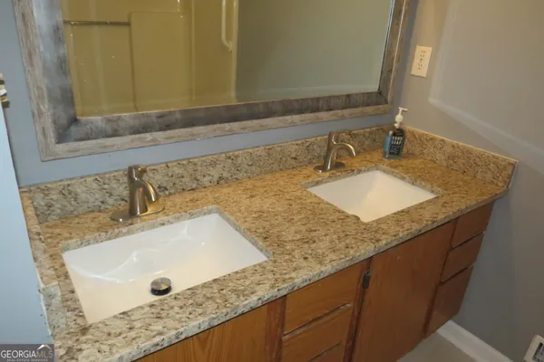 $2,300 | 1105 Hampton Road, Hampton, GA 30228