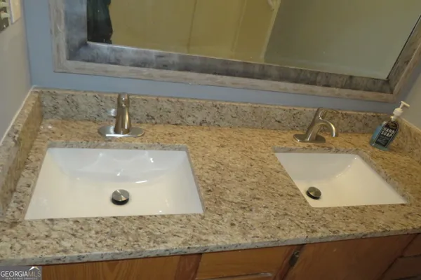 $2,300 | 1105 Hampton Road, Hampton, GA 30228