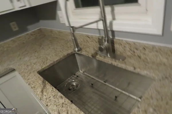 $2,300 | 1105 Hampton Road, Hampton, GA 30228