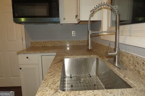 $2,300 | 1105 Hampton Road, Hampton, GA 30228