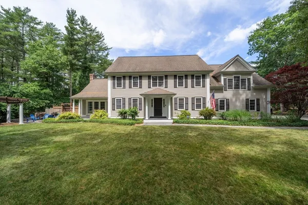 $1,200,000 | 103 Wapping Road, Kingston, MA 02364