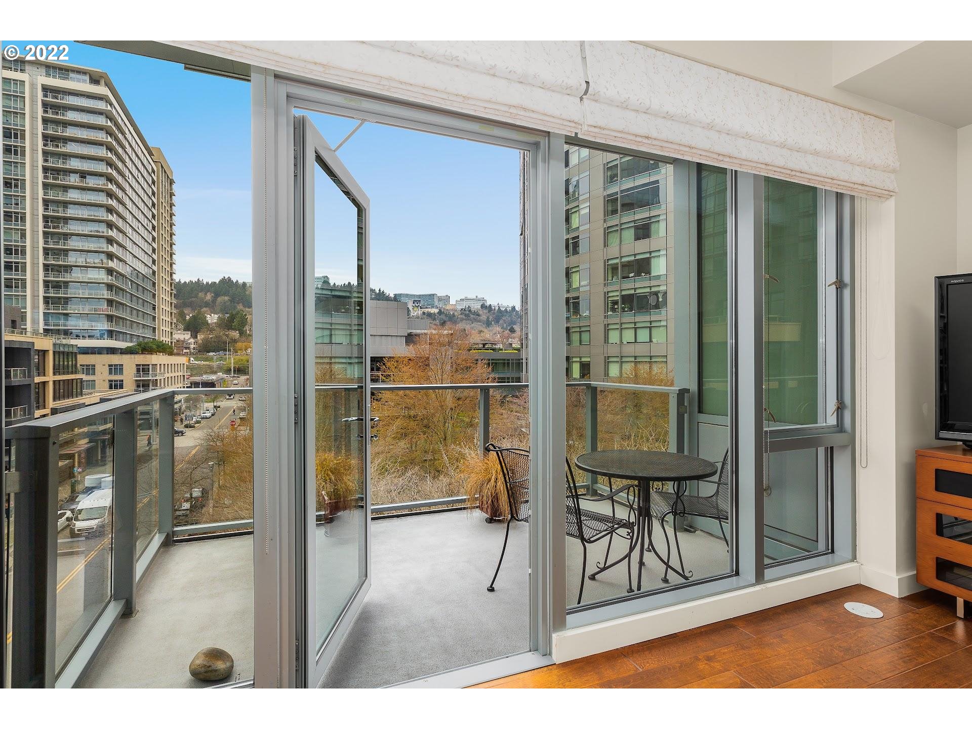 841 Southwest Gaines Street, Unit 439 Portland, OR 97239 - Photo 14 of 31 Gallery Image 14