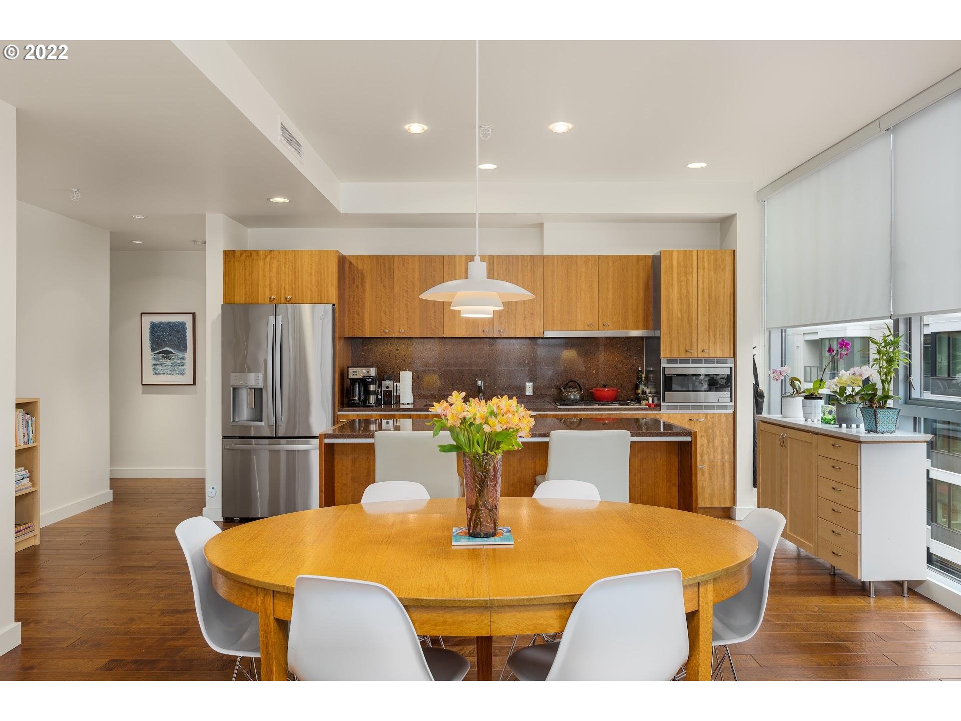 841 Southwest Gaines Street, Unit 439 Portland, OR 97239 - Photo 9 of 31 Gallery Image 9