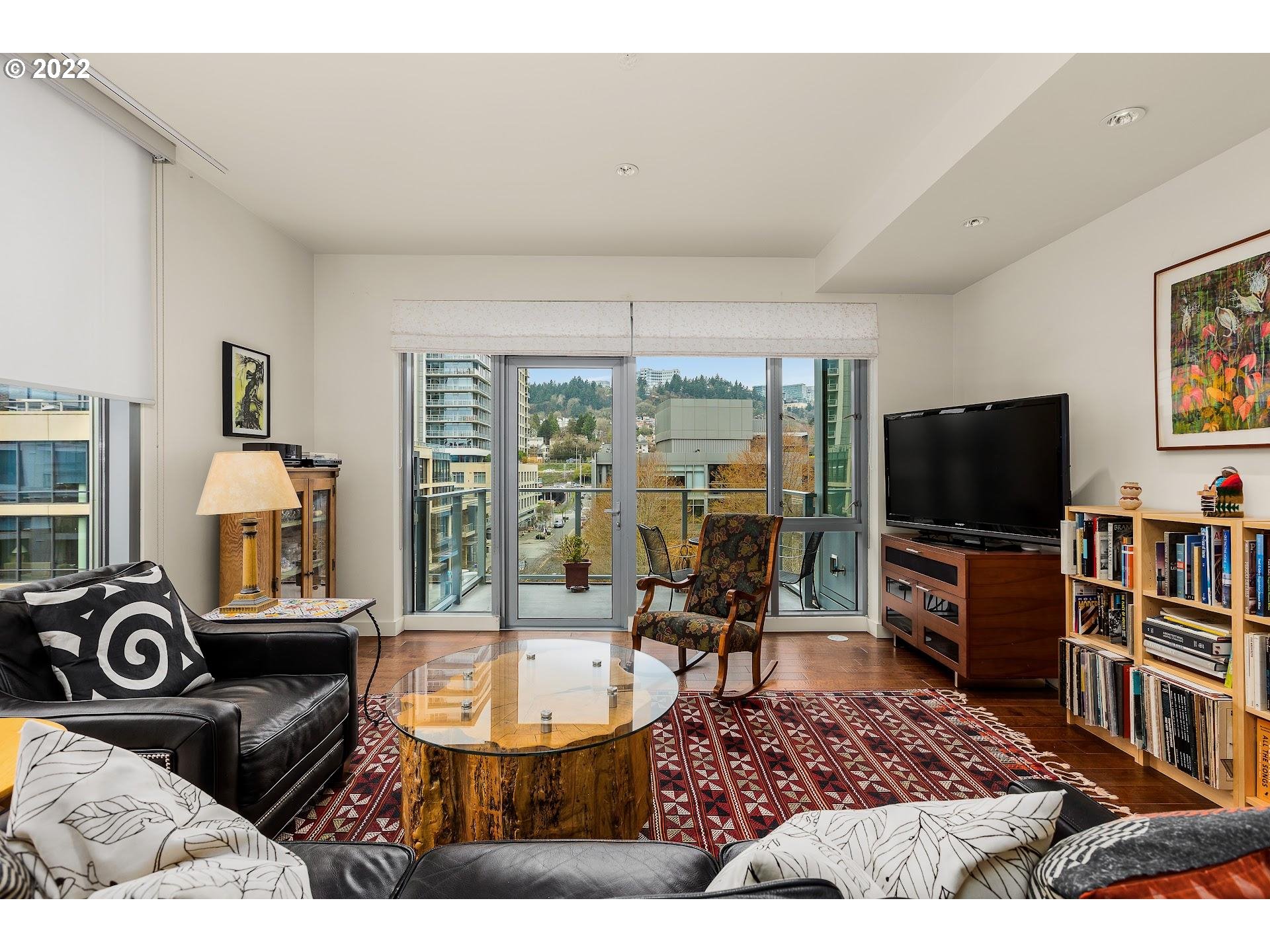 841 Southwest Gaines Street, Unit 439 Portland, OR 97239 - Photo 10 of 31 Gallery Image 10