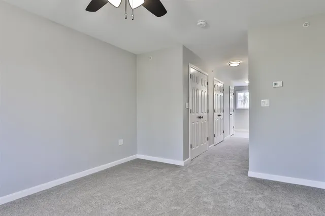 $3,250 | 181 Knollwood Way, Manchester, NH 03102