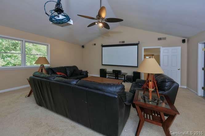 5025 Ridgetop Trail Charlotte, NC 28215 - Photo 20 of 24 Gallery Image 20