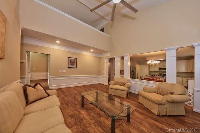 5025 Ridgetop Trail Charlotte, NC 28215 - Photo 7 of 24 Gallery Image 7