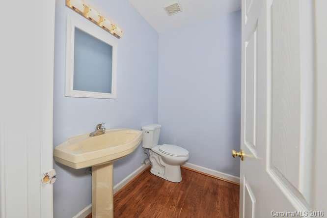 5025 Ridgetop Trail Charlotte, NC 28215 - Photo 8 of 24 Gallery Image 8