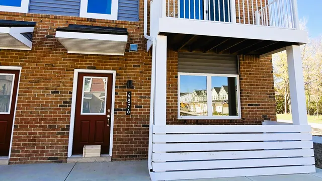 $2,800 | 4876 Parkside Lane, Troy, MI 48085