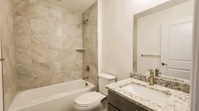 $2,800 | 4876 Parkside Lane, Troy, MI 48085