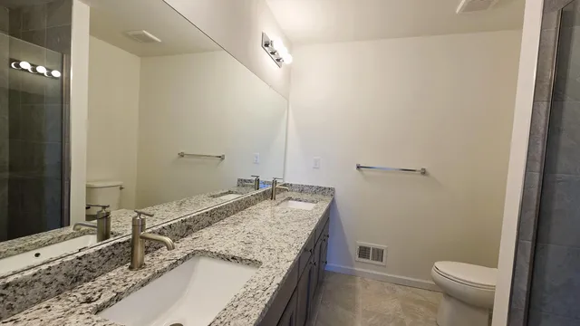 $2,800 | 4876 Parkside Lane, Troy, MI 48085