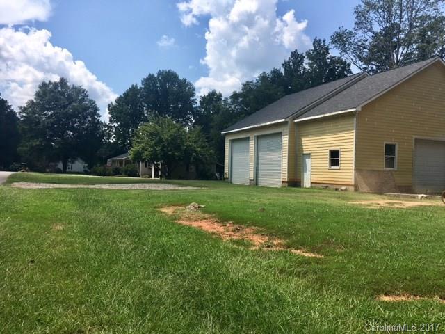 1718 South Point Road Belmont, NC 28012 - Photo 3 of 7 Gallery Image 3