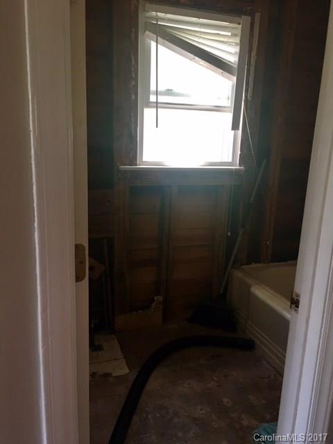 1718 South Point Road Belmont, NC 28012 - Photo 7 of 7 Gallery Image 7