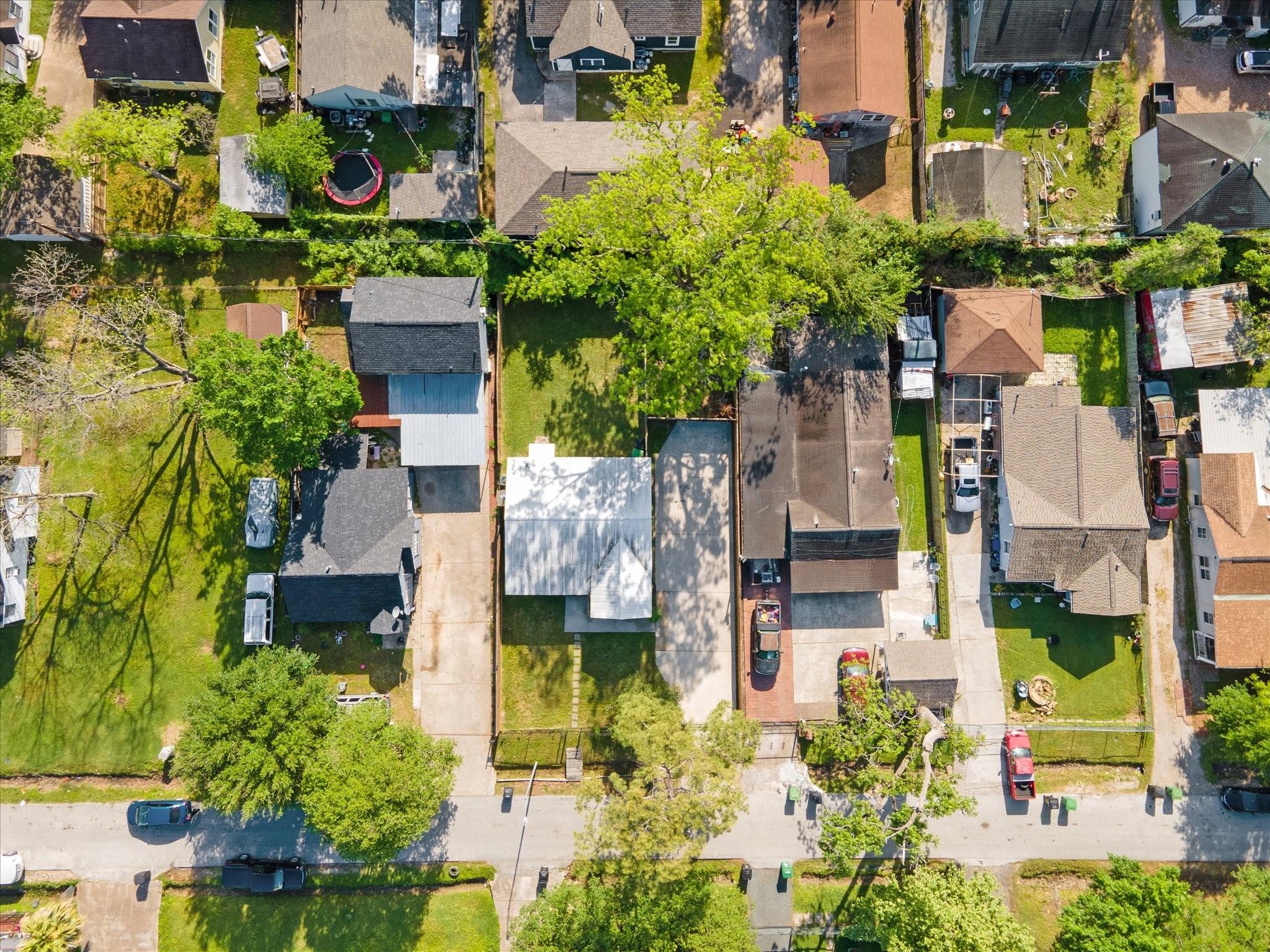 4502 Hain Street Houston, TX 77009 - Photo 16 of 16 an aerial view of multiple house