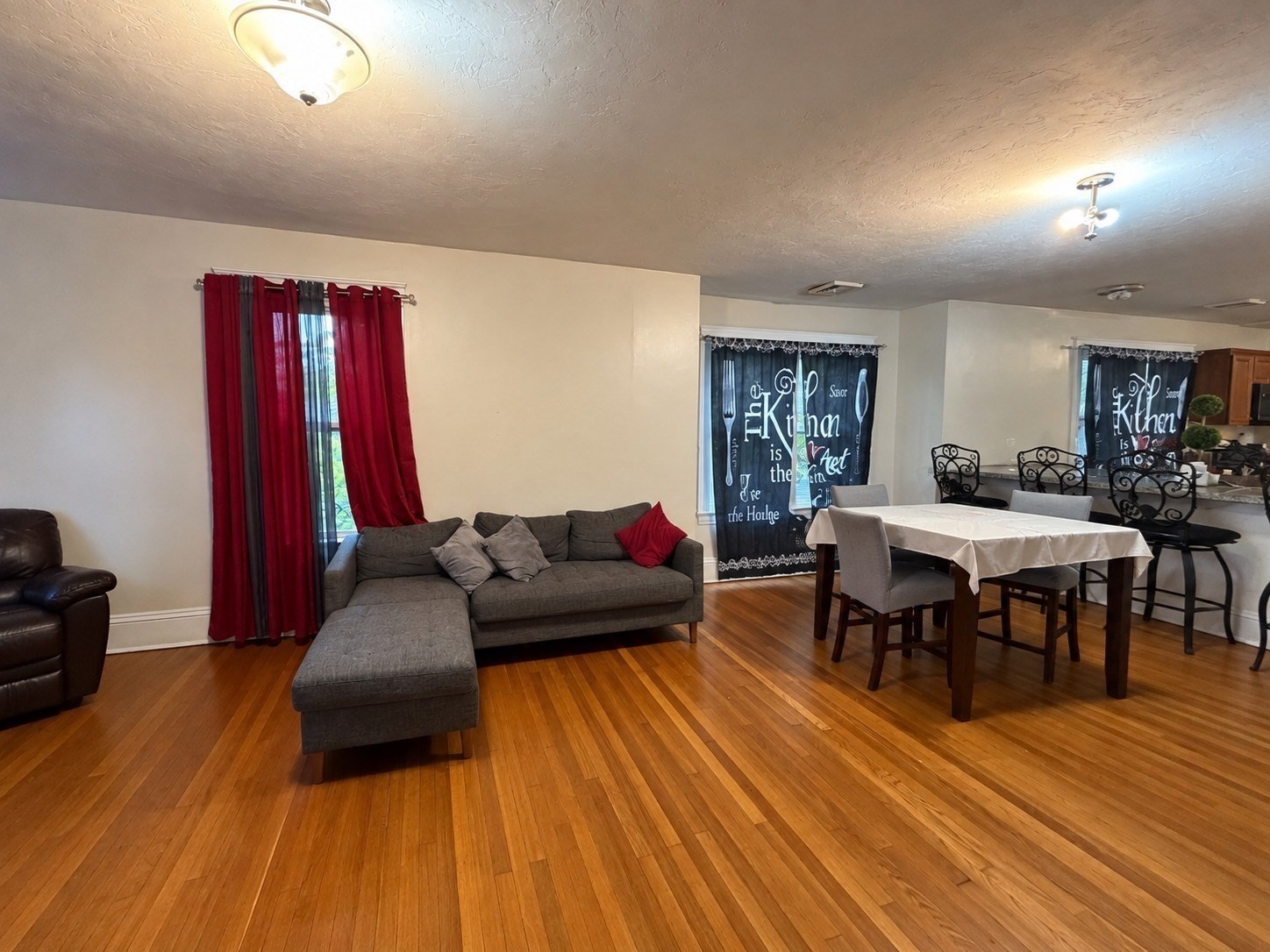 49 Sagamore Road Worcester, MA 01609 - Photo 11 of 26 Gallery Image 11