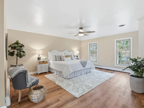 $725,000 | 4867 Hunting Hills Drive, Roanoke, VA 24018