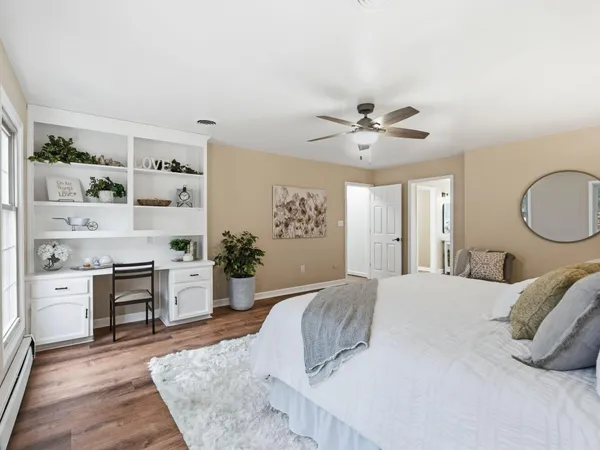 $725,000 | 4867 Hunting Hills Drive, Roanoke, VA 24018