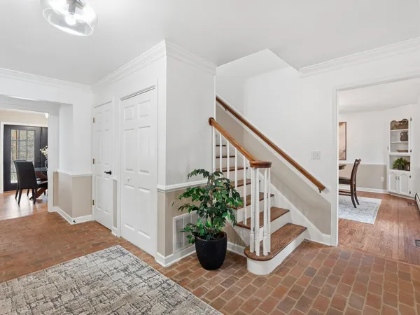 $725,000 | 4867 Hunting Hills Drive, Roanoke, VA 24018