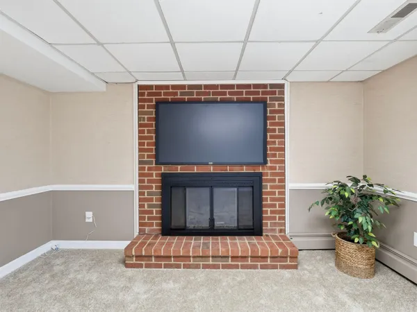 $725,000 | 4867 Hunting Hills Drive, Roanoke, VA 24018