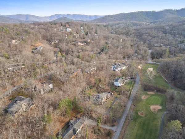 $725,000 | 4867 Hunting Hills Drive, Roanoke, VA 24018