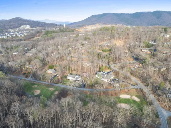 $725,000 | 4867 Hunting Hills Drive, Roanoke, VA 24018