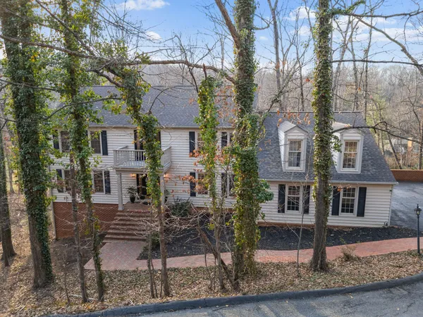 $725,000 | 4867 Hunting Hills Drive, Roanoke, VA 24018